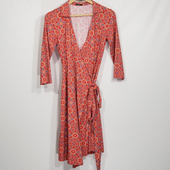 J. McLaughlin Dresses & Skirts - J. McLaughlin  Retro Floral Pink Wrap Dress  Women's Size XS